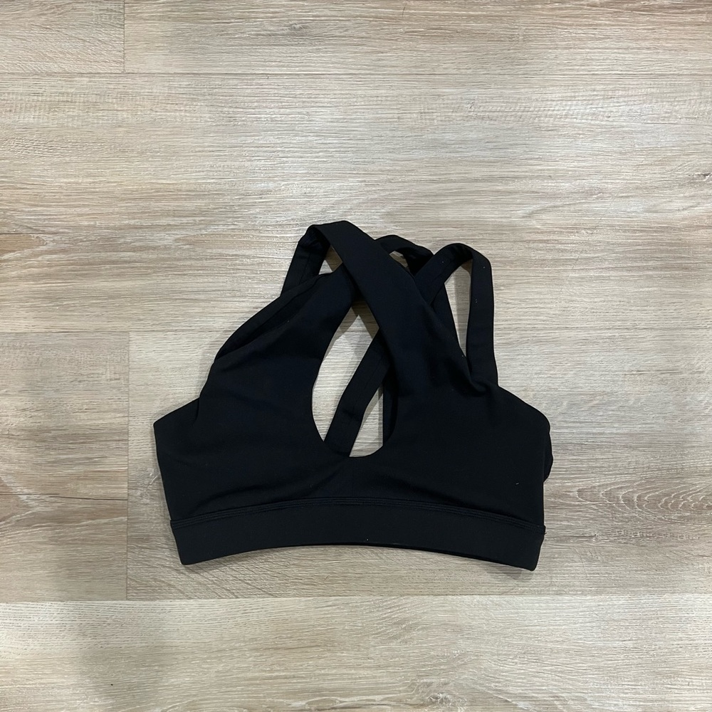 Cute keyhole sports bra